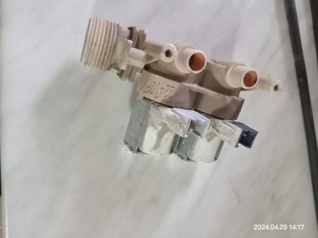 INDESIT на запчасти.