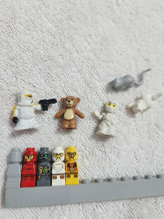 Lego mini figurki