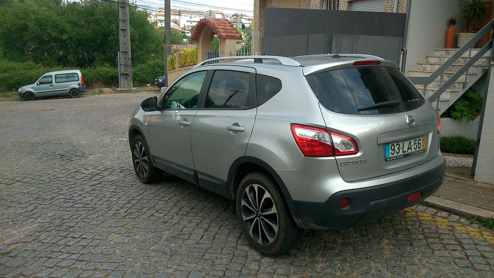Nissan Qashqai cinza metalizado 2010 em excelente estado