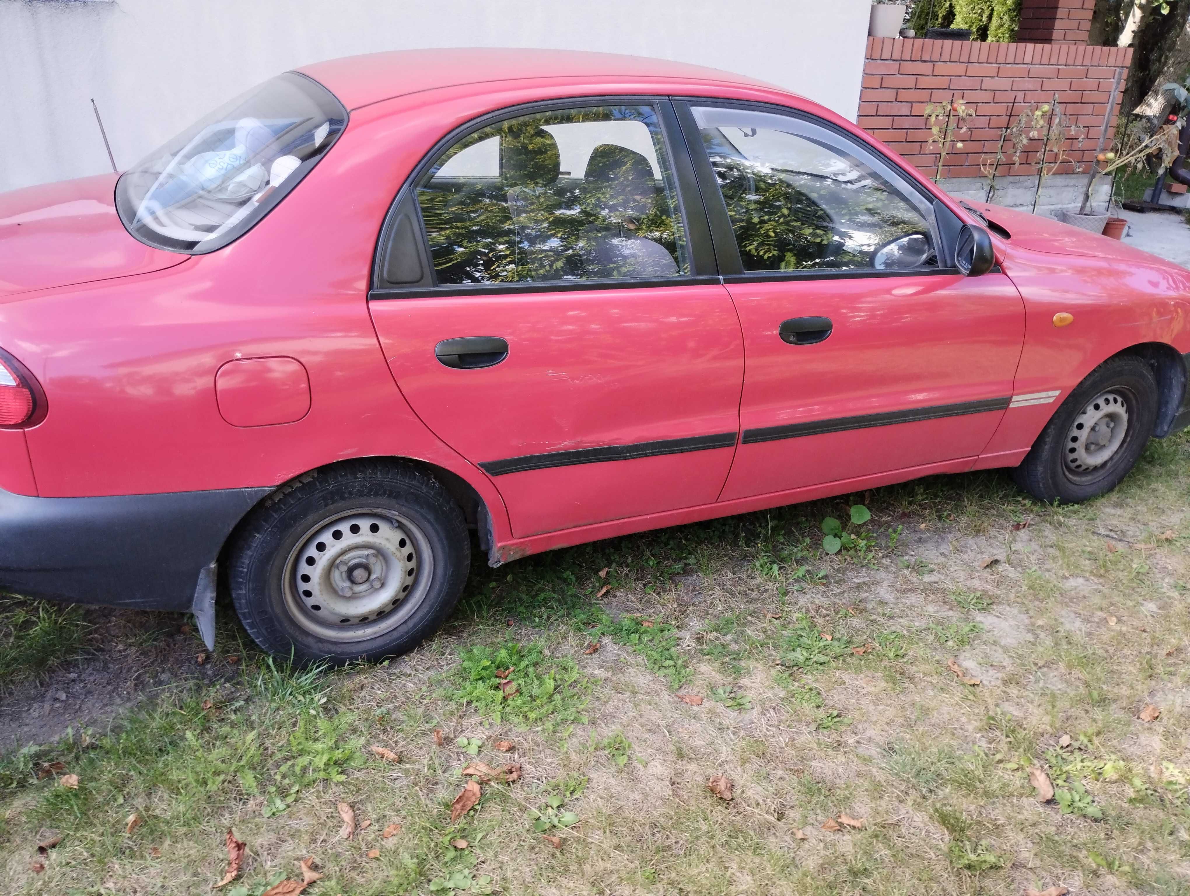 daewoo lanos 1.4 2001
