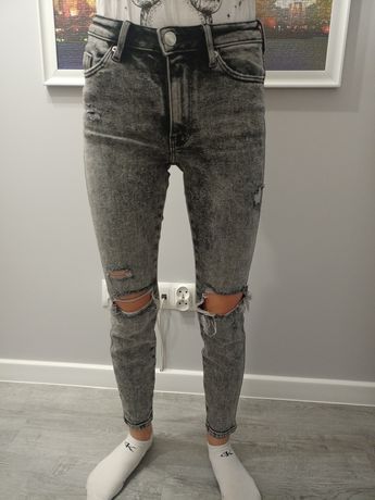 Spodnie jeans dla nastolatki
