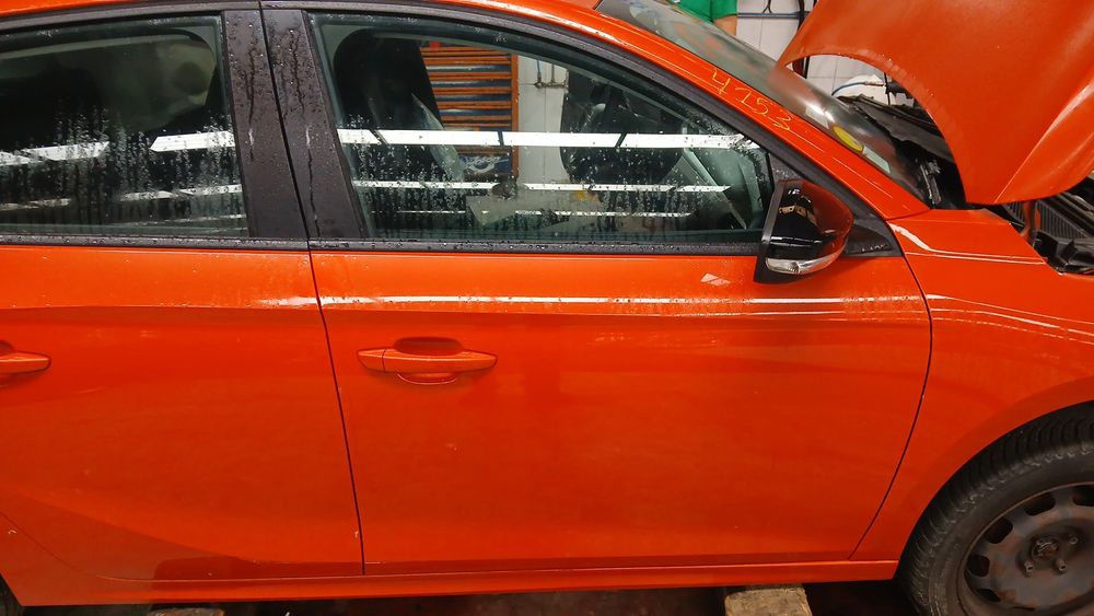 Porta frente direita OPEL Corsa F