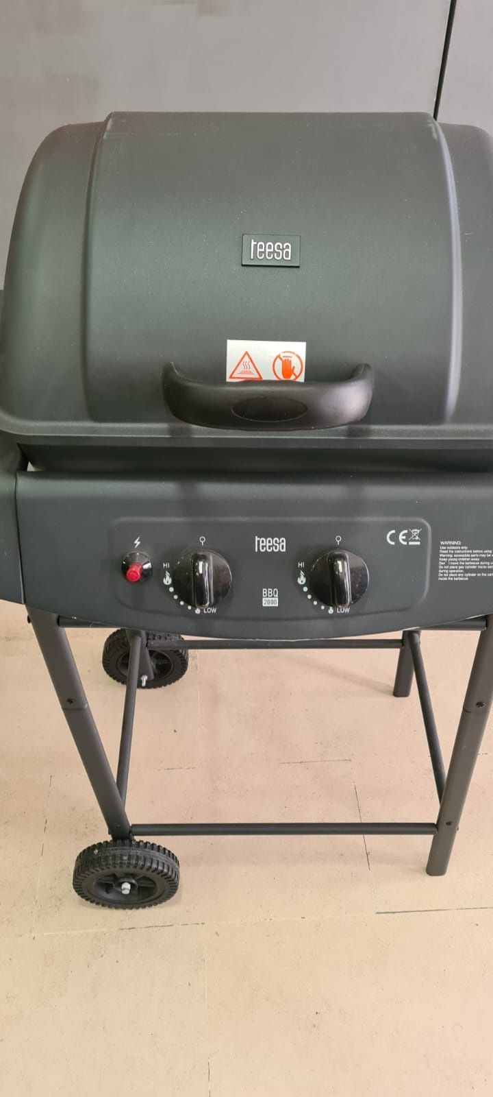 Barbecue a gás com 2 queimadores