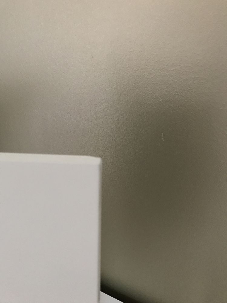 Lustro dekoracyjne XLBoom Loop Mirror białe do powieszenia