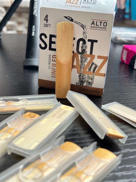 Palhetas Sax Alto Select Jazz (TODAS)