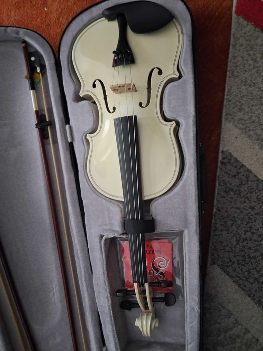 Skrzypce klasyczne białe niemieckie MSA