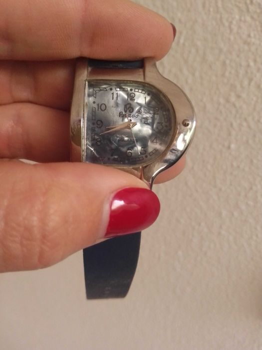 Relógio senhora azul