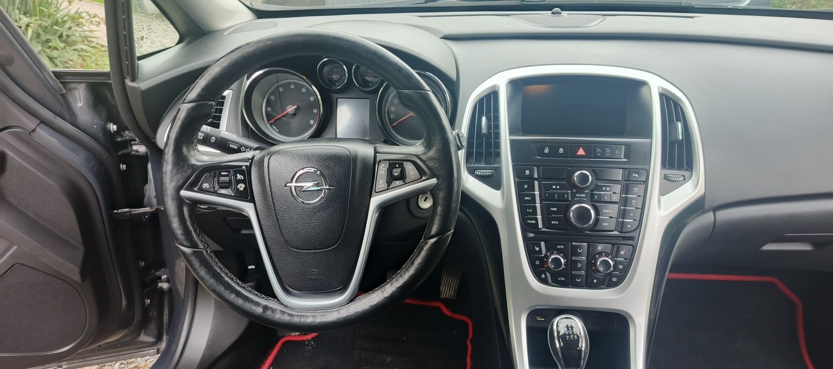 Opel Astra 1.4 turbo Lpg