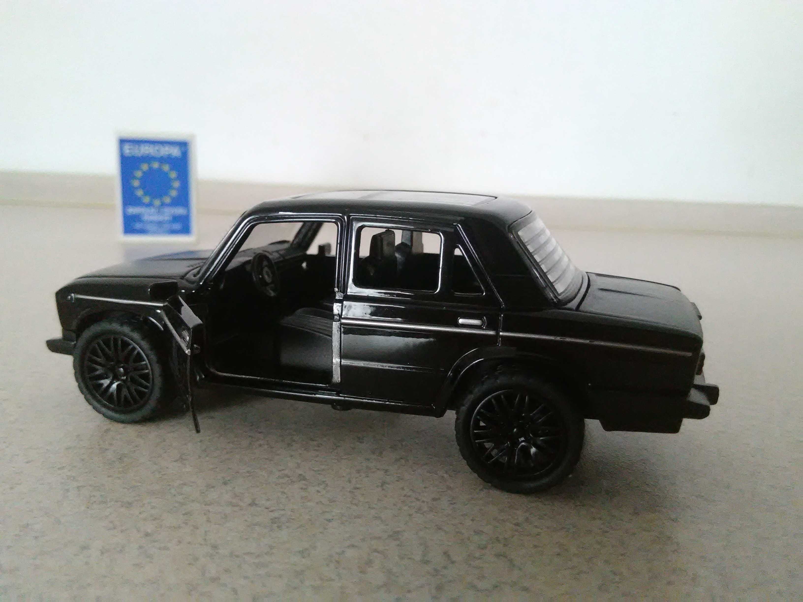 ŁADA 2103 + NIVA extra TUNING gleba alu model PRL 1:43 wrc