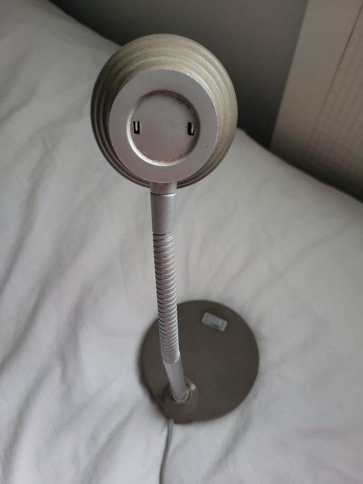 Lampka nocna biurowa