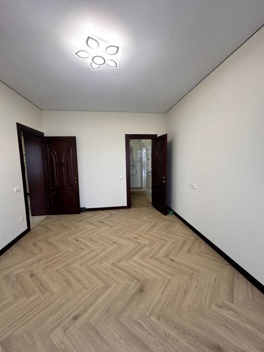 Простора квартира в центрі міста!