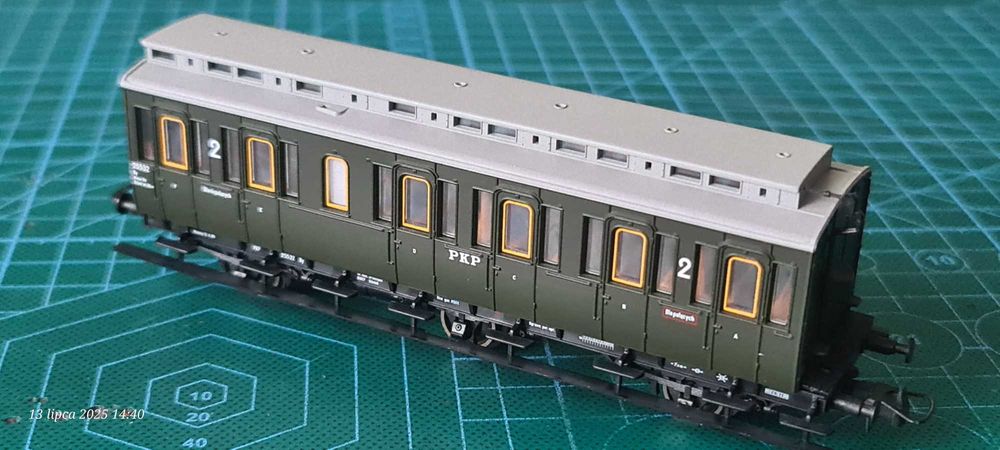 H0 Wagon osobowy 2 klasy typu By Roco 45763 Używane