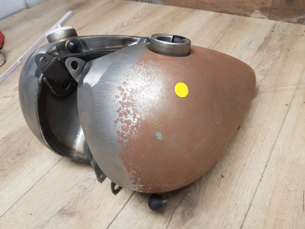 Zbiornik paliwa Zodiac Fat Bob 61218-67 Harley Davidson BigTwin