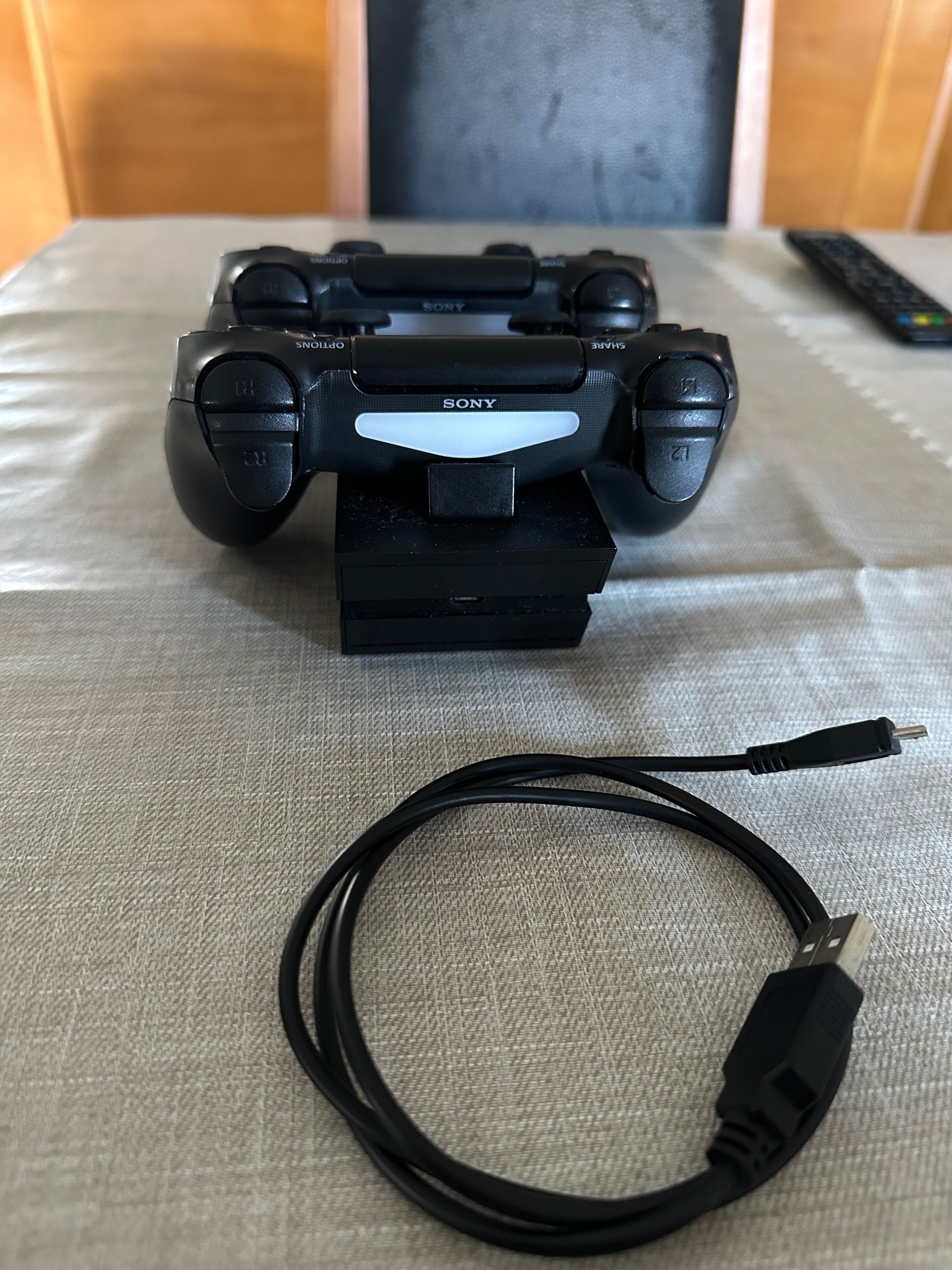 Playstation 4 Preta 500GB