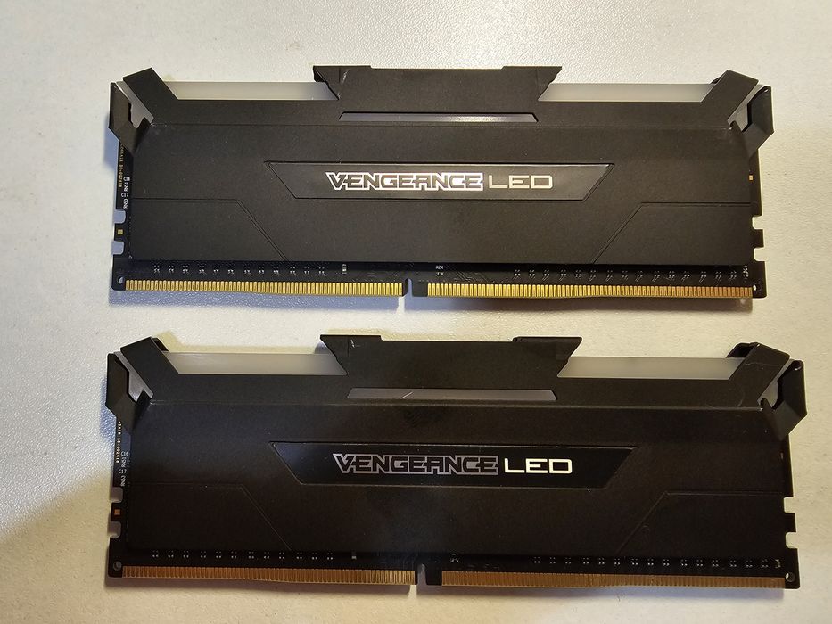 Ram DDR4 Corsair Vengeance 2666mhz 2x8Gb