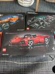 Коробки від Lego technic , ferrari daytona, mercedes F1, Mclaren F1