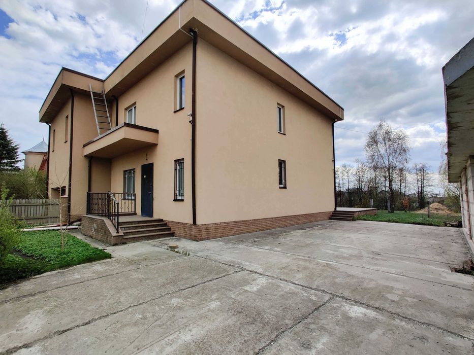 Оренда будинки у с. Мархалівка (є підключення для генератора)