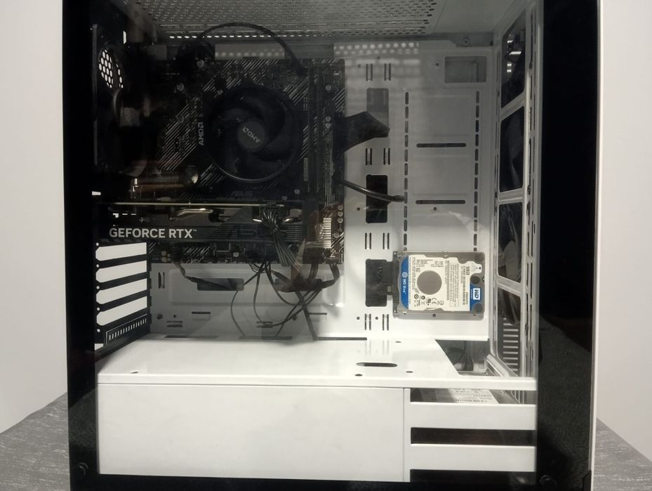 Pc Gamer - Rtx 4060