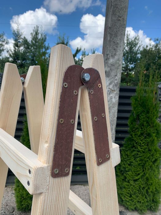 Драбина - стримянка (дерев'яна) ходуля