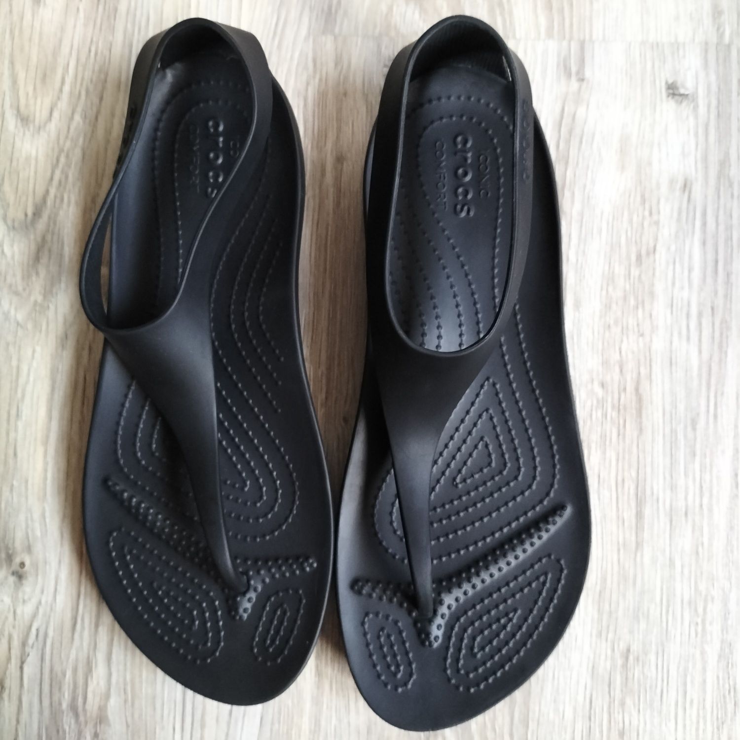 Crocs japonki serena flip W9 rozm 39/40