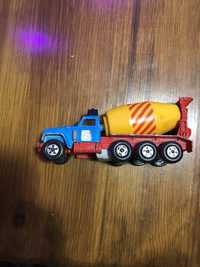 Matchbox Superkings Cement Mixer