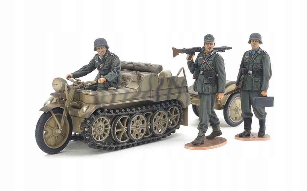 Model 1:35 Pojazd Sd.Kfz.2 Kettenkraftrad mid 35377 Tamiya