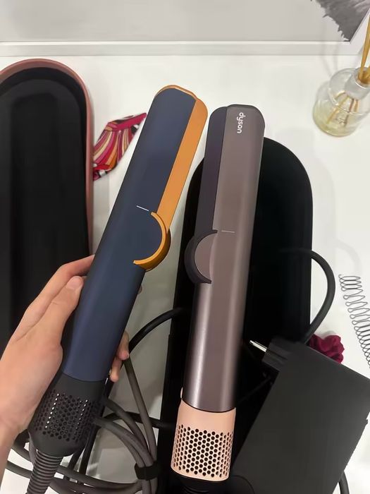 Inspiração Dyson prancha de cababelo