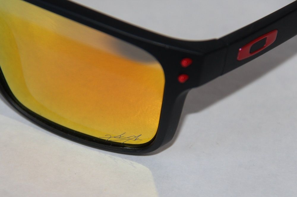 Óculos de Sol Oakley "Valentino Rossi" Novos na caixa