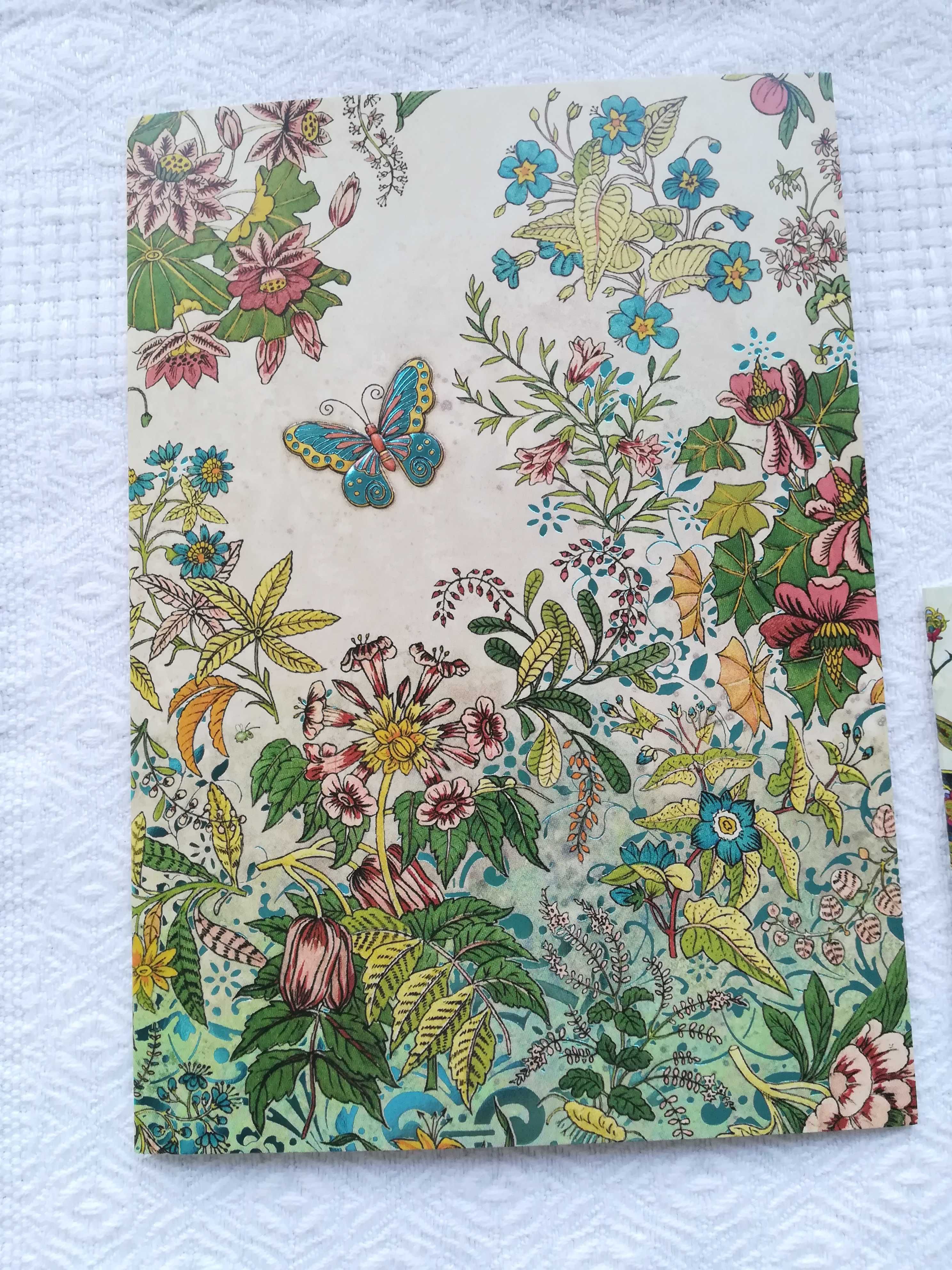 zestaw kartek z malunkiem kwiatów, roślin, bogate zdobienia