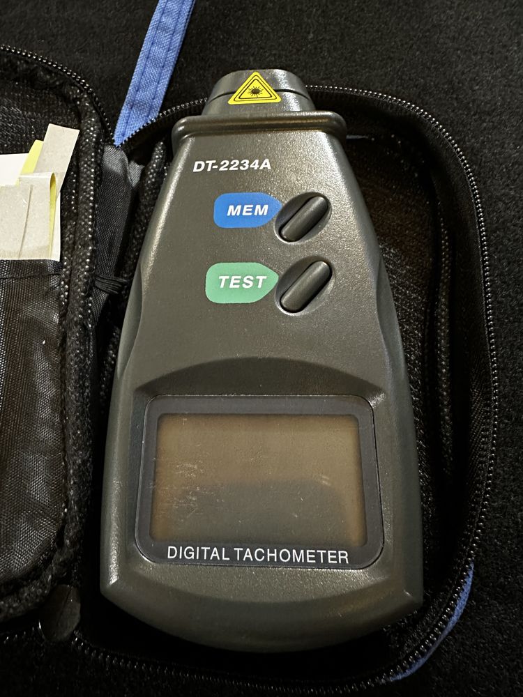 Безконтактний (лазерний) тахометр Walcom DT-2234A