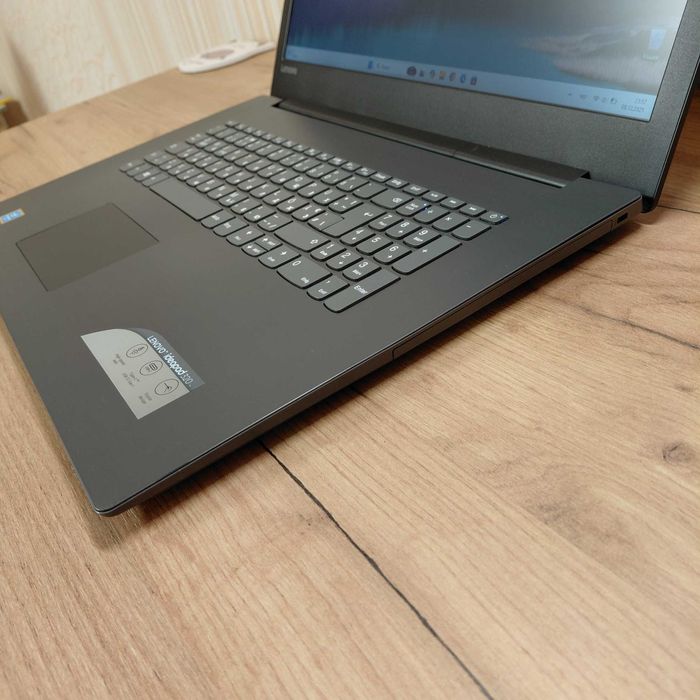 Ноутбук Lenovo IdeaPad 320-17ikb 17" Intel 4415u DDR4 8Gb 256Gb SSD
