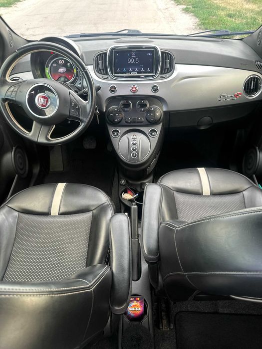 Продам Fiat 500e 2016