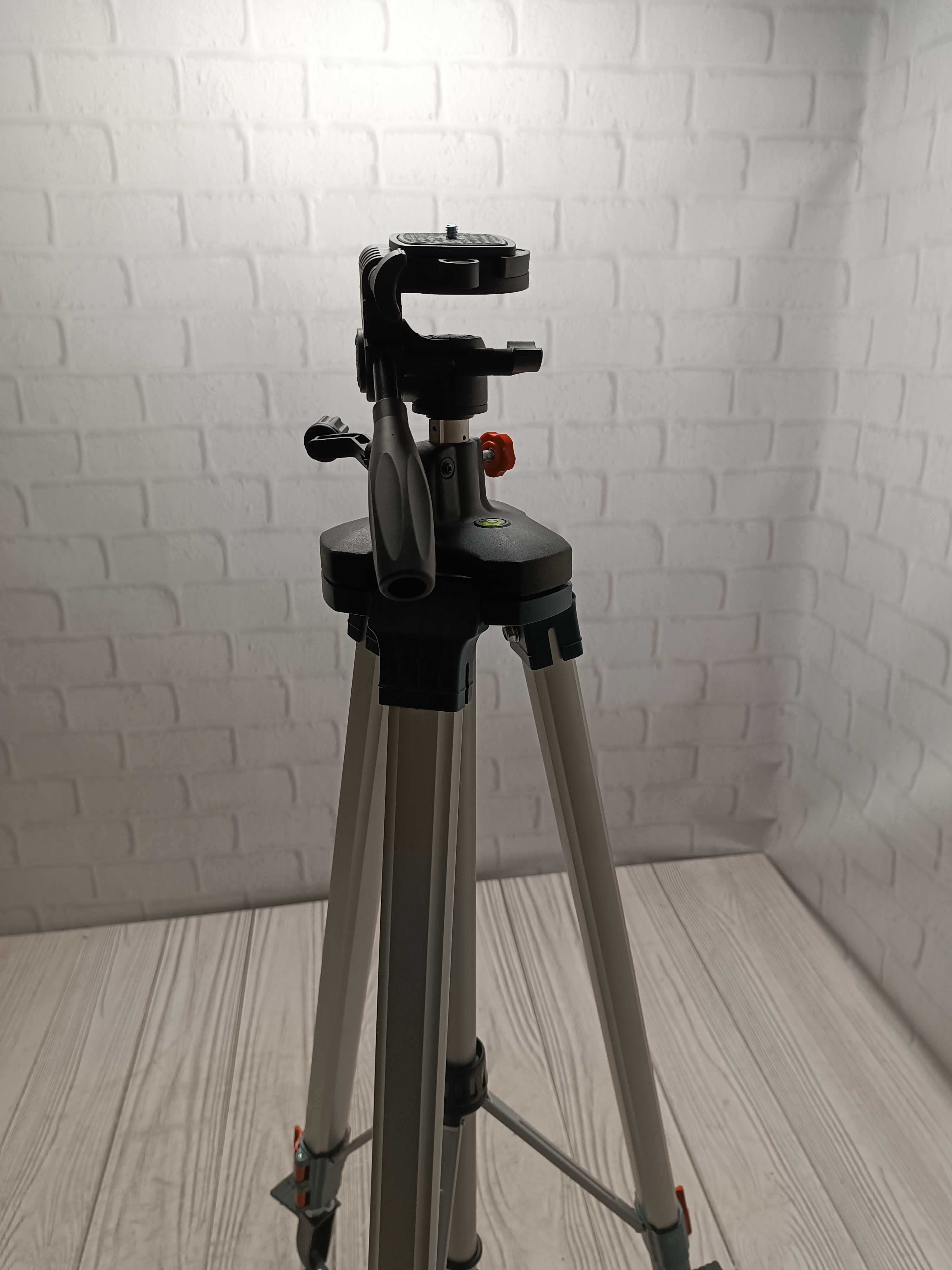 BOSCH BT 250 будівельний штатив для нівелірів, 250 см, 1/4"