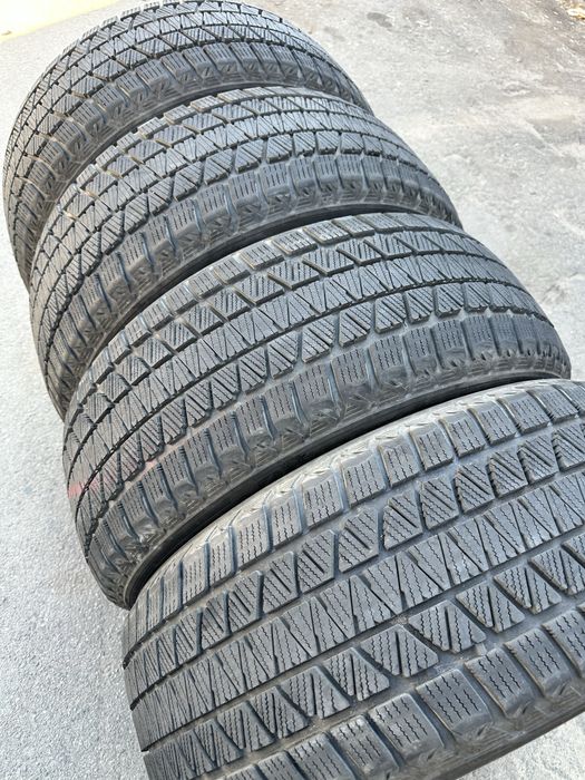 Шини 255 50 20 109T Bridgestone Blizzak DM-V3 комплект
