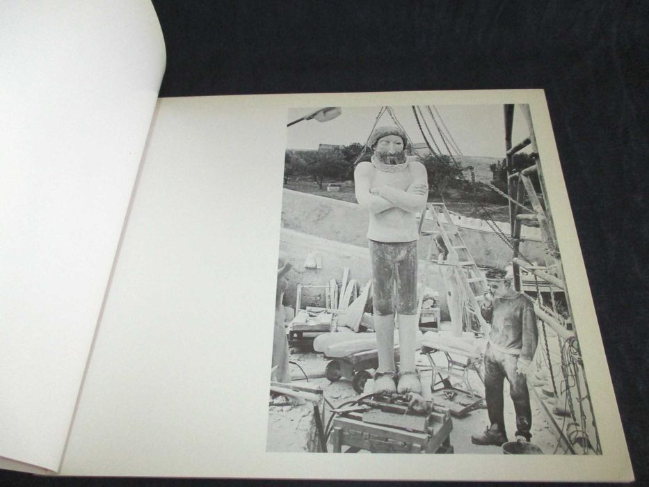 Livro João Cutileiro 45 recortes em mármore