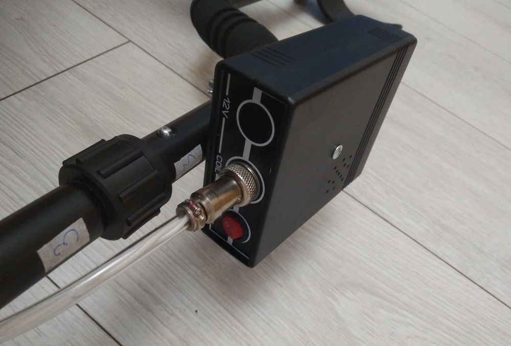 Zasieg 3 metry.Wykrywacz Metali metalu / Deep Metal Detector