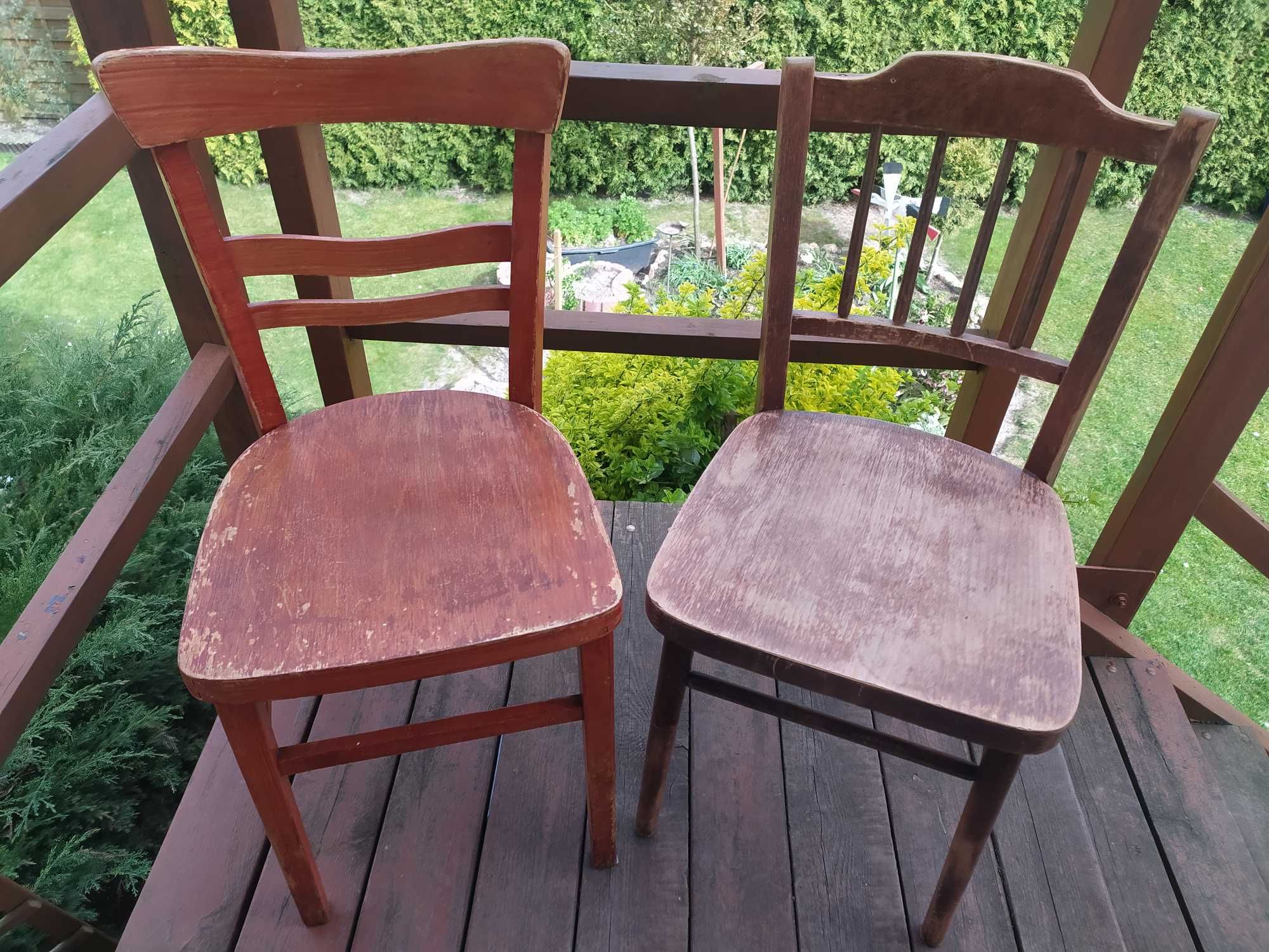 Krzesła drewniane z PRL
