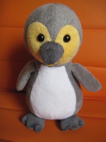 Мягкая игрушка пингвиненок Лоло (торговая марка Kinder) Германия
