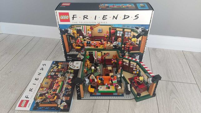 LEGO Ideas 21319 - Central Perk - Friends