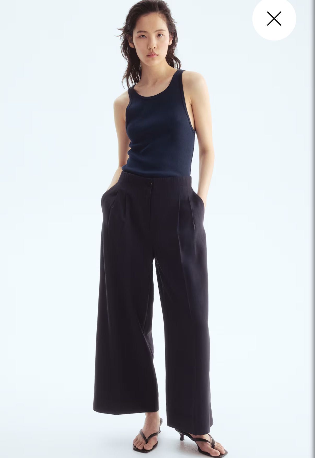H&M – Luźne spodnie z wysokim stanem XS (granatowe)