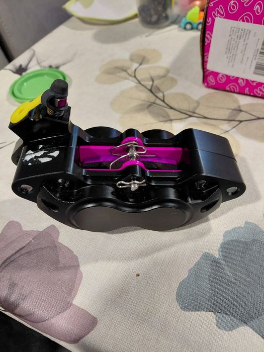 Pinça de travão nova