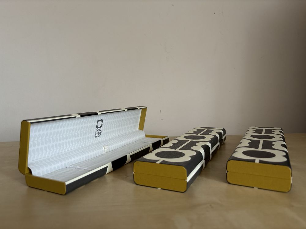 3 pudelka na zegarek Orla Kiely