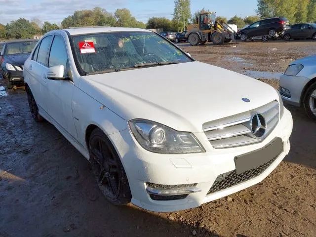 MERCEDES C220 C 220 w204 w 204 Sport CDI 170 cv 170cv OM 651 951 OM651.951 Branco - Frente Completa Parachoques Parachoque Motor Espelho Interior Jantes Caixa