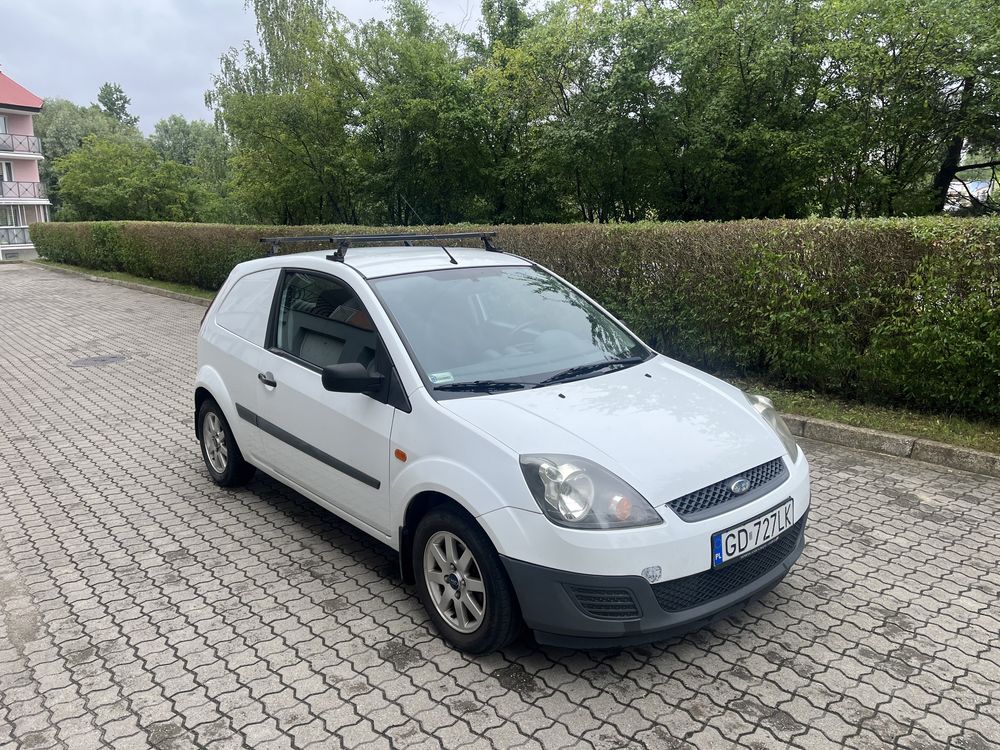 Ford Fiesta Van 1.4 tdci z klimatyzacją