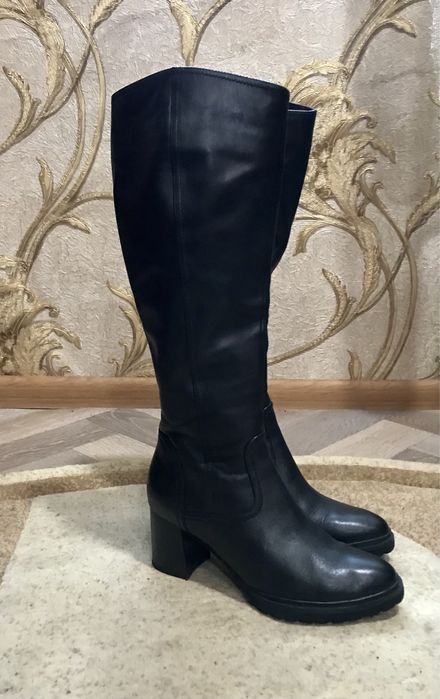 Сапоги осенние женские