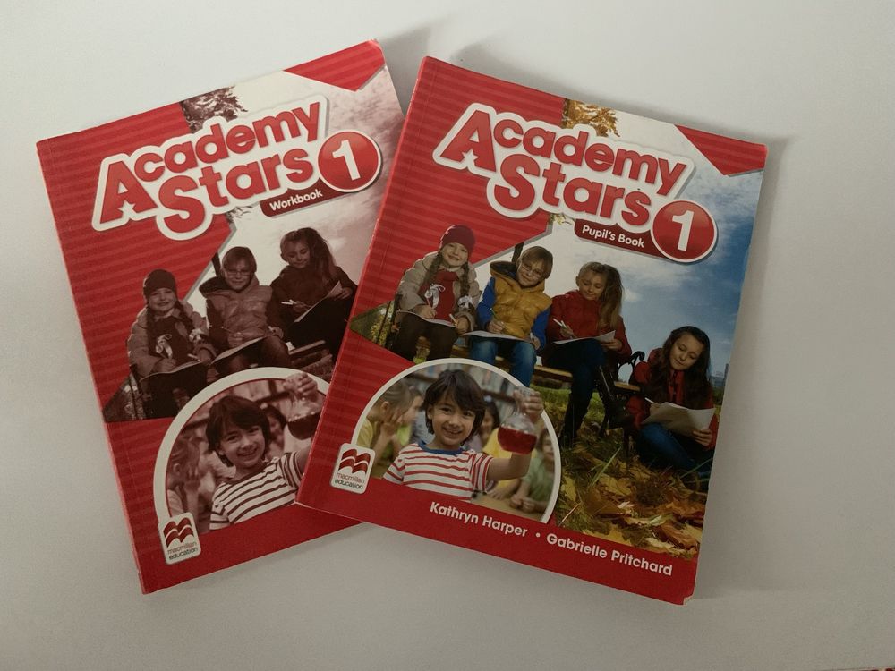Книга і зошит з англійскої мови Academy Stars 1