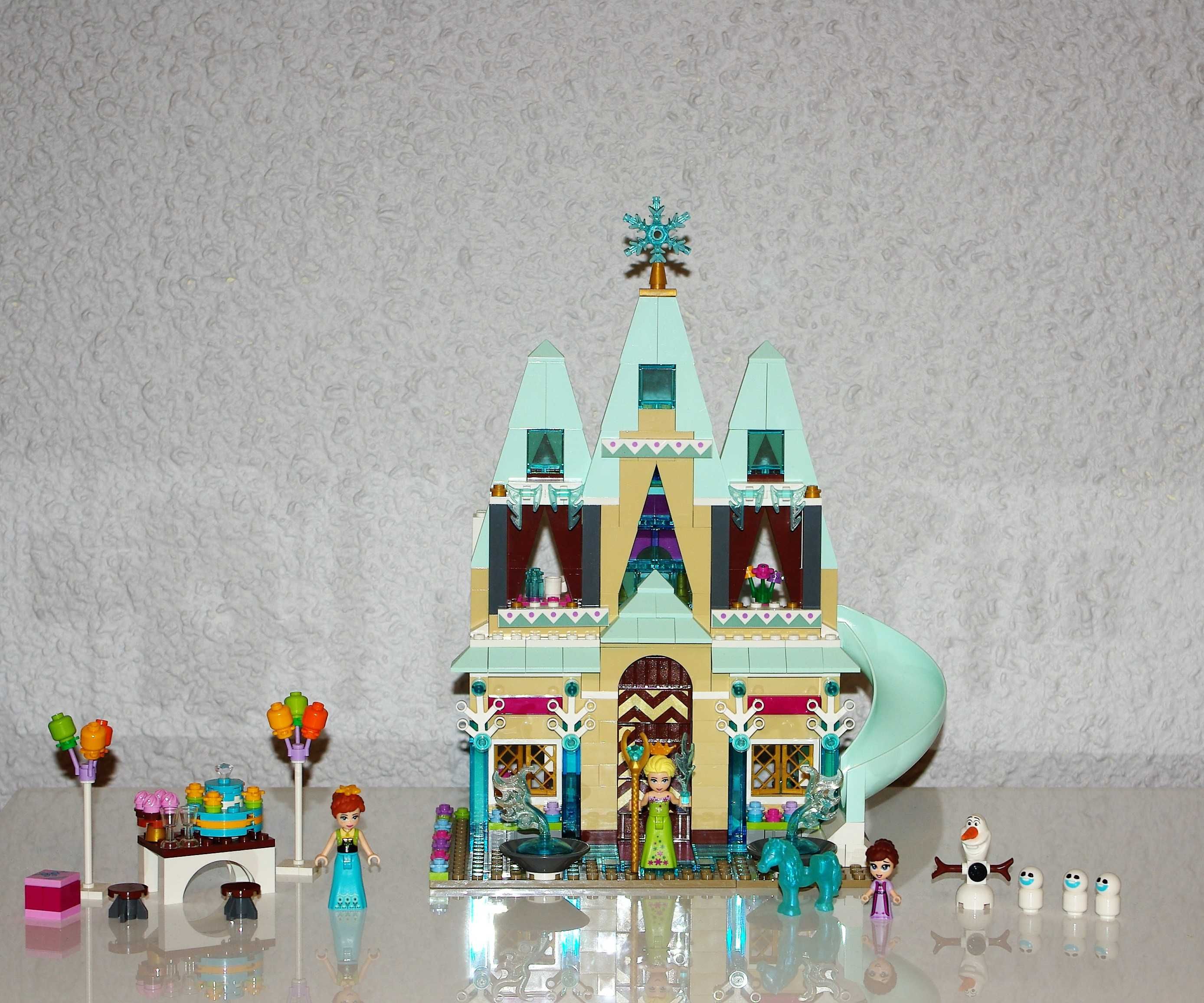 LEGO Friends Disney 41068 Uroczystość w zamku Arendelle + gratis