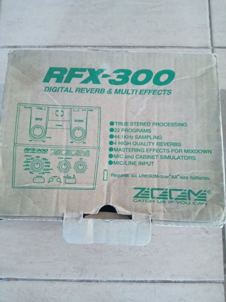 Ревербиратор zoom RFX-300