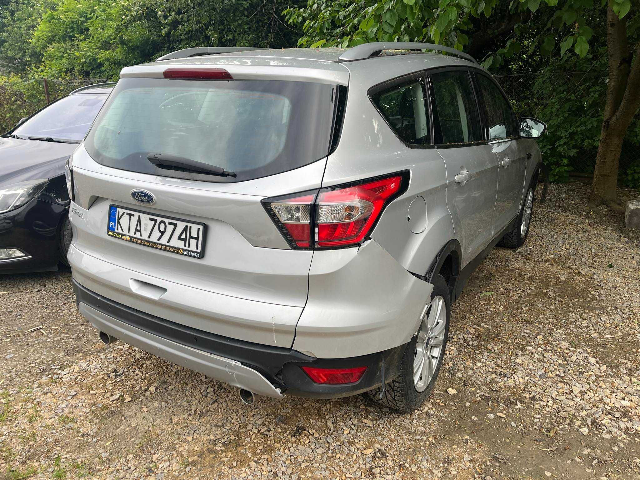 FORD Kuga 2019r benzyna