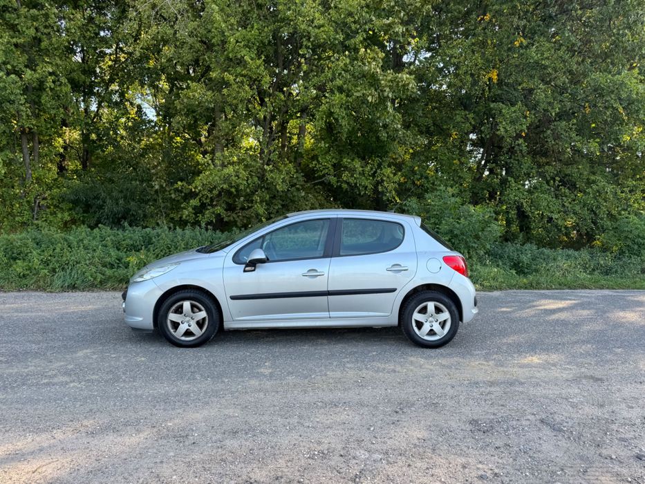 Sprzedam Peugeot 207